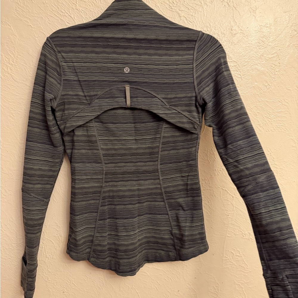 Lululemon Define Jacket - Picture 6 of 10